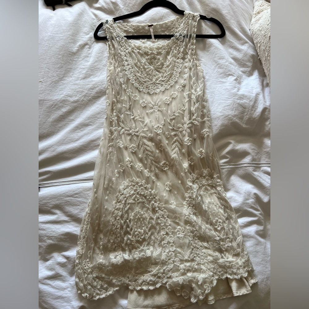 Free People Size Small Embroidered Dress with Slip
